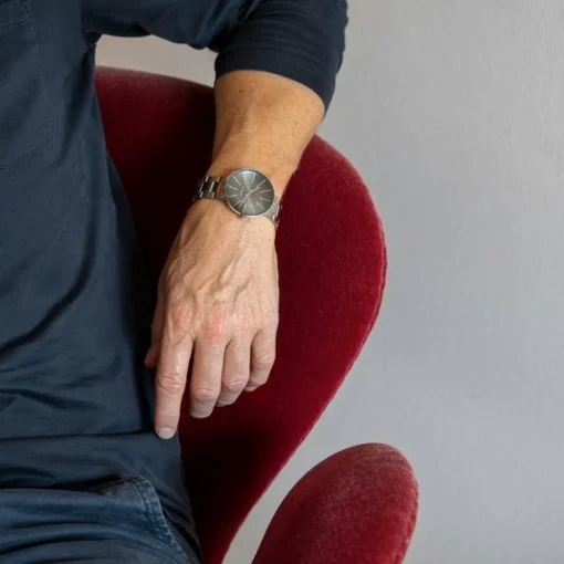 Arne Jacobsen - Bankiersuhr Ø40 - 50. Jahrestag - Zifferblatt aus grünem Marmor, gebürsteter Silber