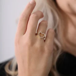 Christina sammelt Ring in vergoldet "TOPAZ HEART"