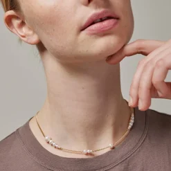 Enamel - Carmen Halskette aus vergoldete silber mit Perlen