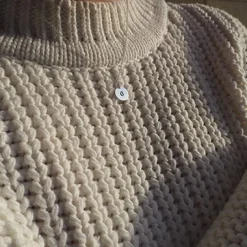 Jane Kønig - Lovetag Anhänger aus Silber - Medium