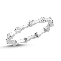 NURAN - Noelle Ring aus 14kt. Weißgold mit 11 Diamanten (0,21ct. W/SI)