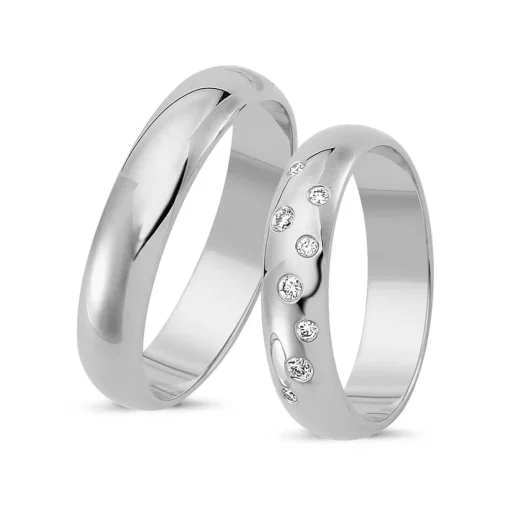 Ringe aus 14 Karat Weißgold - 8 Diamanten im Brillantschliff. Kampagne "Süße Liebe