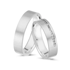 Ringe aus 14 kt Weißgold - mit schönen Diamanten 0,16 kt