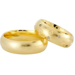 Trauringe aus 8 und 14 kt Gold - 0,10 kt Diamanten